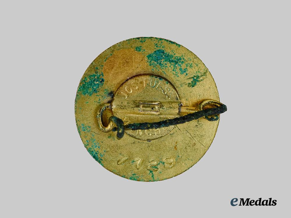 germany,_n_s_d_a_p._a_golden_party_badge,_small_version_by_josef_fuess,_to_georg_mörike___m_n_c9309