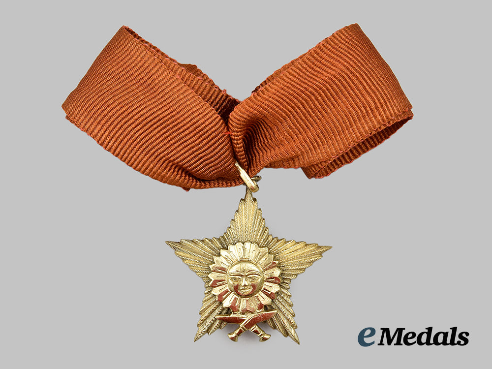 nepal,_kingdom._a_most_puissant_order_of_the_gurkha_right_arm,_i_i_i_class_commander,_c.1925___m_n_c9370
