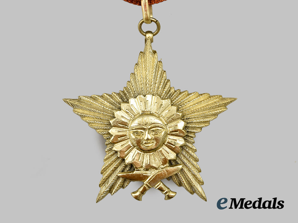 nepal,_kingdom._a_most_puissant_order_of_the_gurkha_right_arm,_i_i_i_class_commander,_c.1925___m_n_c9371