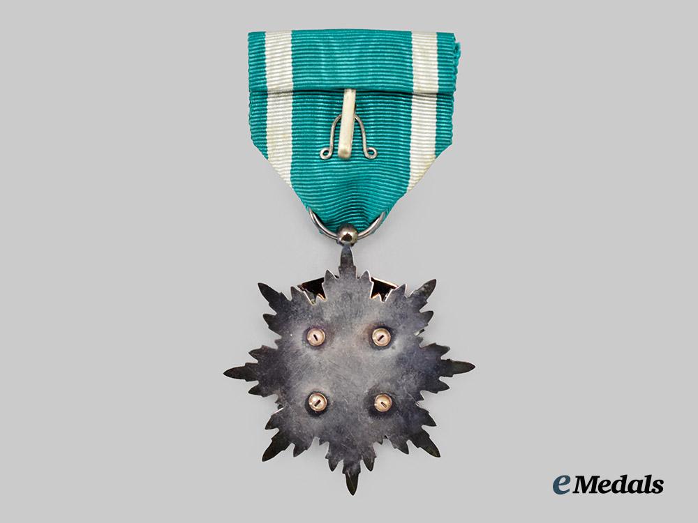 japan,_imperial._an_order_of_the_golden_kite,_v_class_in_case___m_n_c9428