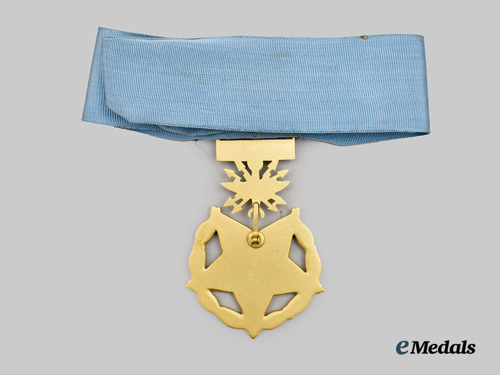united_states._an_air_force_medal_of_honor___m_n_c9442