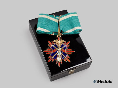 japan,_imperial._an_order_of_the_golden_kite,_i_i_i_class_commander_with_case___m_n_c9443