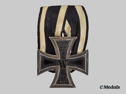 germany,_imperial._a1914_iron_cross_i_i_class,_on_parade_mount___m_n_c9449