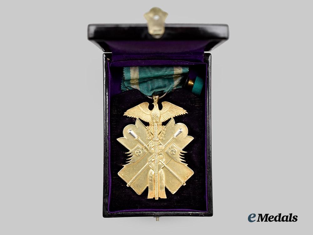 japan,_imperial._an_order_of_the_golden_kite,_v_i_class_in_case___m_n_c9450