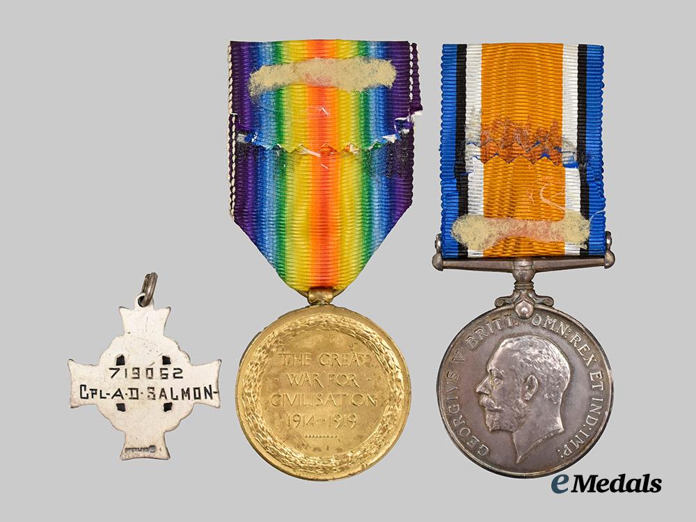 canada,_c_e_f._a_memorial_group_to_corporal_arthur_dawson_salmon___m_n_c9462