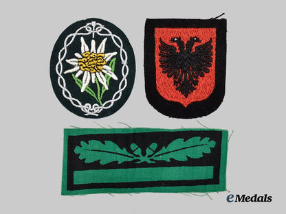 germany,_wehrmacht._a_mixed_lot_of_insignia___m_n_c9472