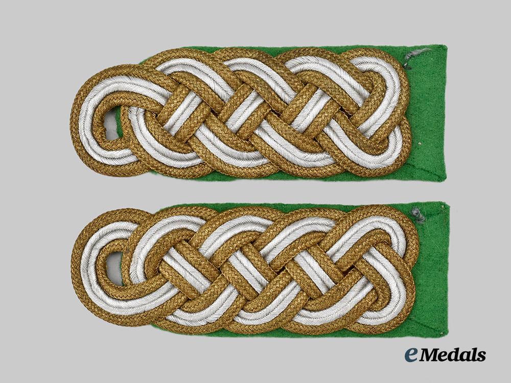 germany,_ordnungspolizei._a_set_of_generalmajor_shoulder_boards___m_n_c9477