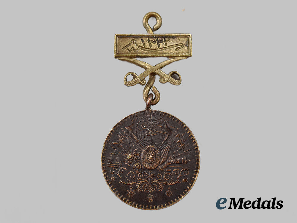 turkey,_ottoman_empire._a_miniature_liyakat_medal(_medal_for_merit),_c.1915___m_n_c9484