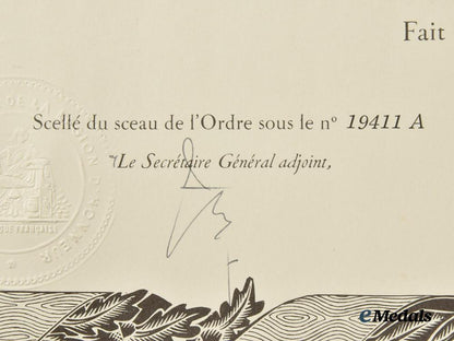 france,_republic._a_legion_of_honour_medal_bar_with_document_to_lieutenant-_colonel_hubert_gautret_de_la_moriciere,_foreign_cavalry,1977.___m_n_c9486