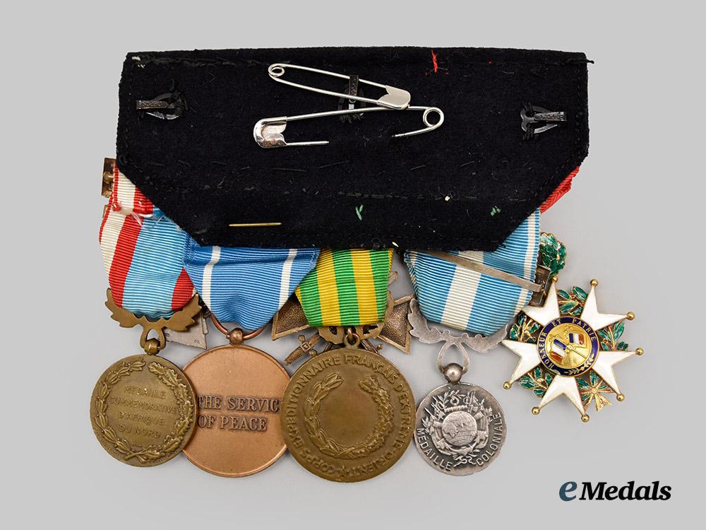 france,_republic._a_legion_of_honour_medal_bar_with_document_to_lieutenant-_colonel_hubert_gautret_de_la_moriciere,_foreign_cavalry,1977.___m_n_c9491
