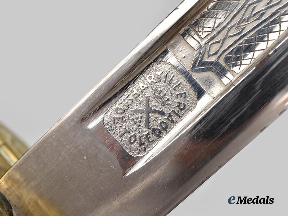 spain,_francoist_era._a_naval_officer's_sword,_by_artillery_factory_of_toledo,_c.1940___m_n_c9492