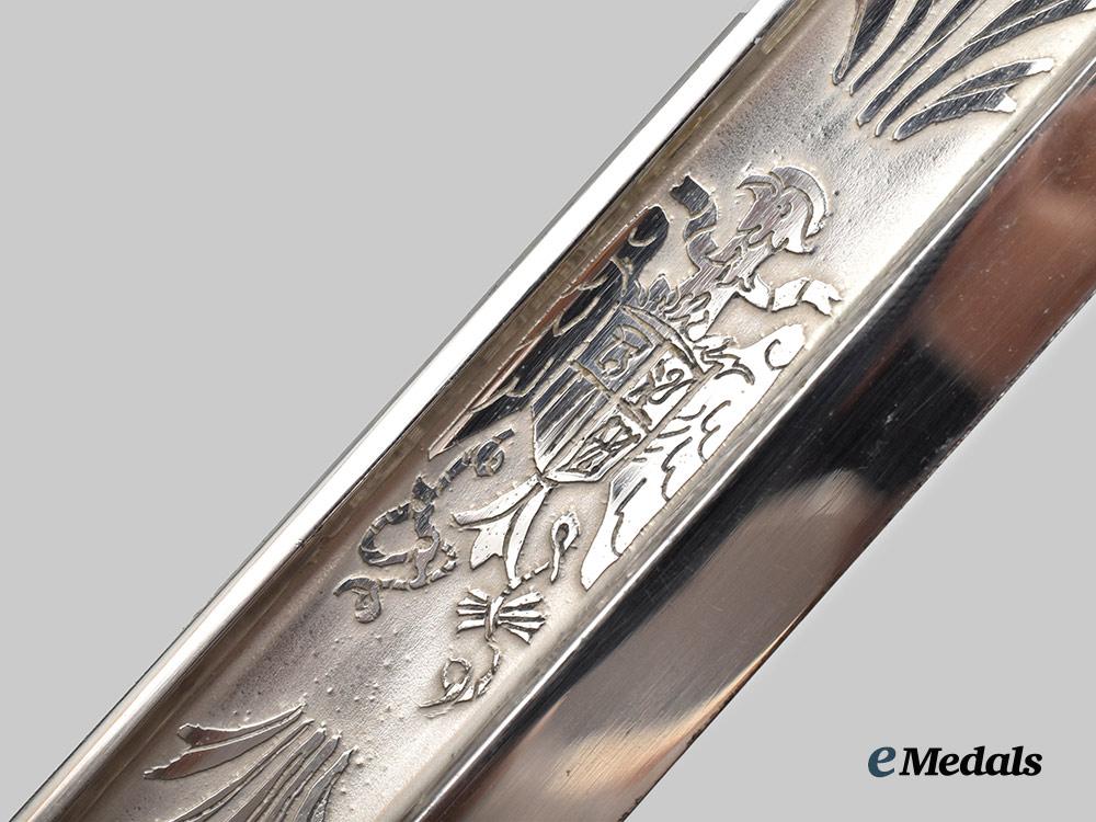 spain,_francoist_era._a_naval_officer's_sword,_by_artillery_factory_of_toledo,_c.1940___m_n_c9493