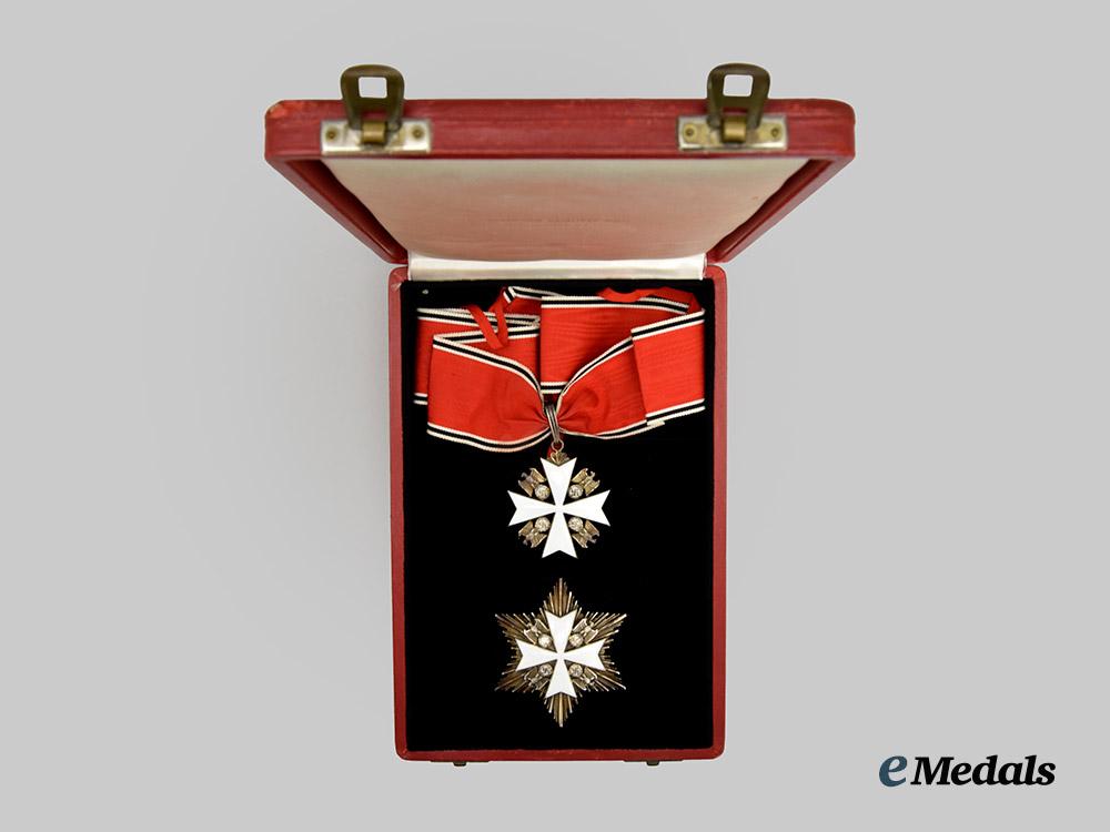 germany,_third_reich._an_order_of_the_german_eagle,_i_i_class_cross_with_breast_star_and_case,_by_gebrüder_godet___m_n_c9494