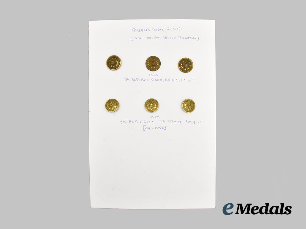 united_kingdom._a_collection_of_regmental_and_military_buttons___m_n_c9501