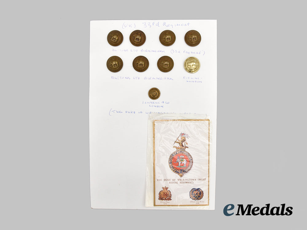 united_kingdom._a_collection_of_regmental_and_military_buttons___m_n_c9502