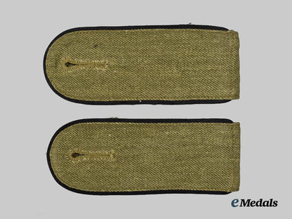 germany,_third_reich._a_pair_of_organisation_todt_construction_personnel_arbeitsmann_shoulder_straps___m_n_c9502