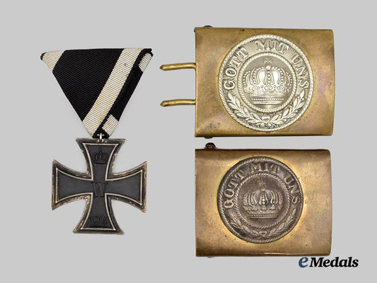 germany,_imperial._a1914_iron_cross_i_i_class,_with_heer_enlisted_personnel_belt_buckles___m_n_c9504