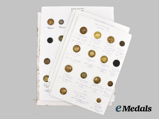 united_kingdom._a_collection_of_regmental_and_military_buttons___m_n_c9506