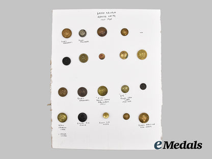 united_kingdom._a_collection_of_regmental_and_military_buttons___m_n_c9510