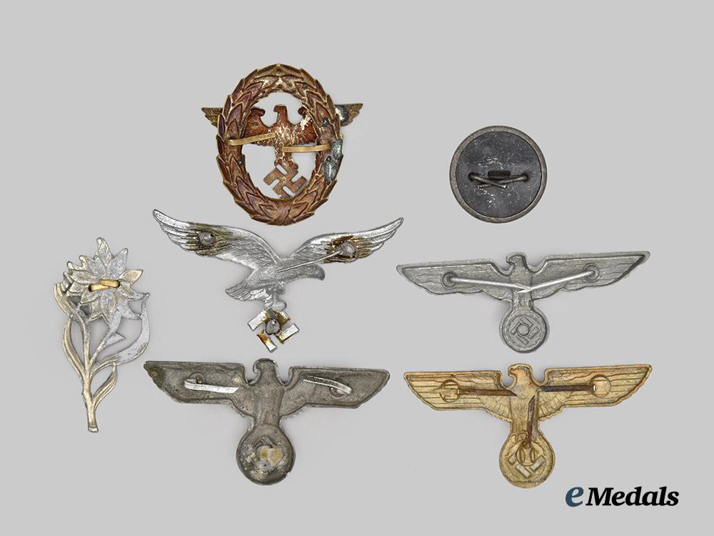 germany,_third_reich._a_mixed_lot_of_cap_insignia___m_n_c9530
