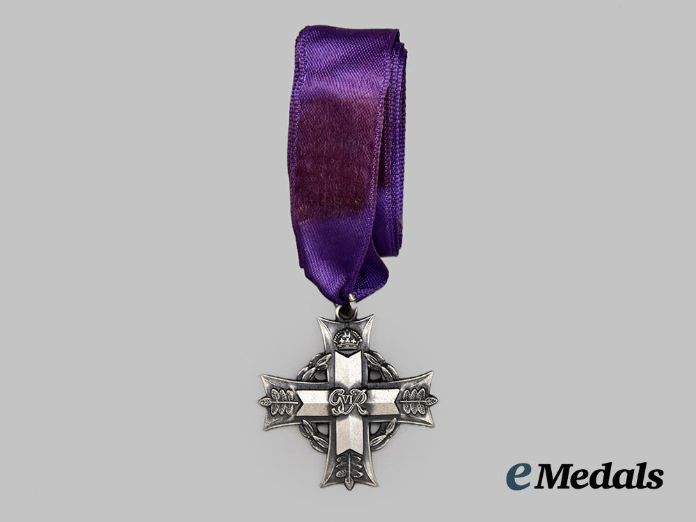 canada,_commonwealth._a_memorial_cross,1945___m_n_c9536