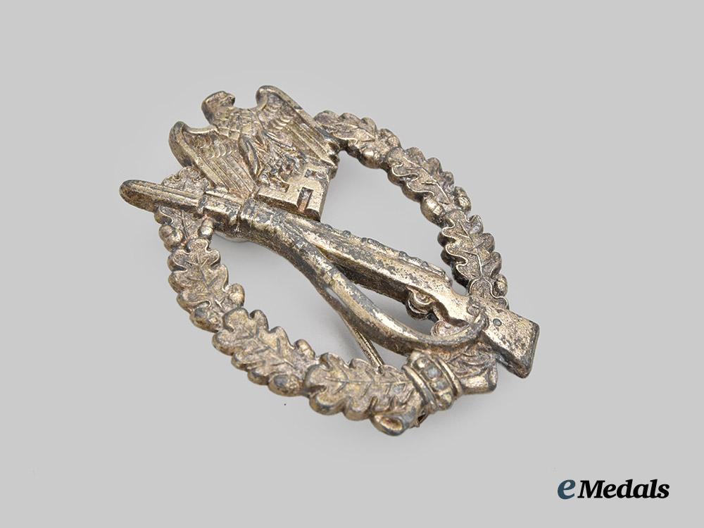 germany,_wehrmacht._an_infantry_assault_badge,_silver_grade,_unknown_maker_variant___m_n_c9549