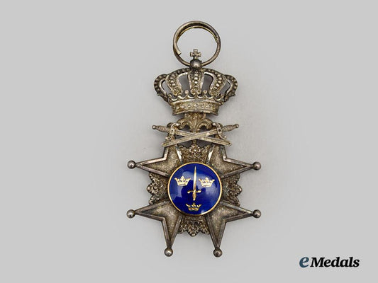 sweden,_kingdom._an_order_of_the_sword,_silver_cross_with_swords___m_n_c9550