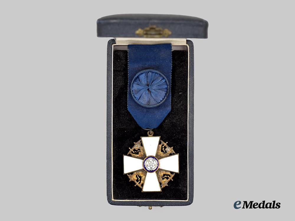 finland._an_order_of_the_white_rose,_officer_cross_by_tillander,_with_case___m_n_c9570