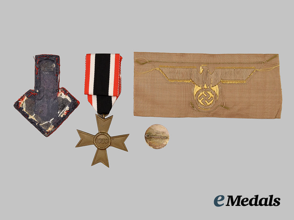 germany,_third_reich._a_mixed_lot_of_awards_and_insignia___m_n_c9605