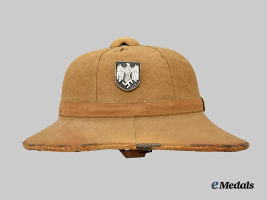 germany,_heer._a_tropical_pith_helmet,_first_pattern,_by_b._k.___m_n_c9607