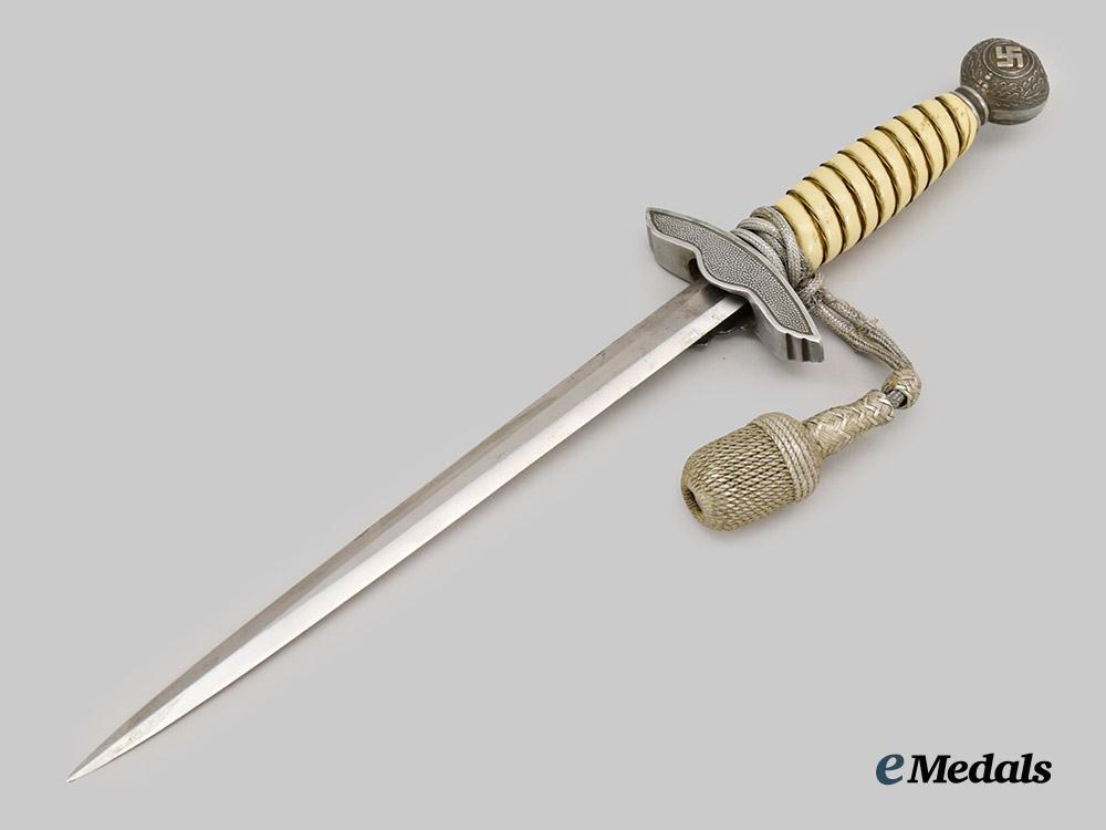 germany,_luftwaffe._an_officer’s_dress_dagger,_by_weyersberg,_kirschbaum&_cie___m_n_c9633