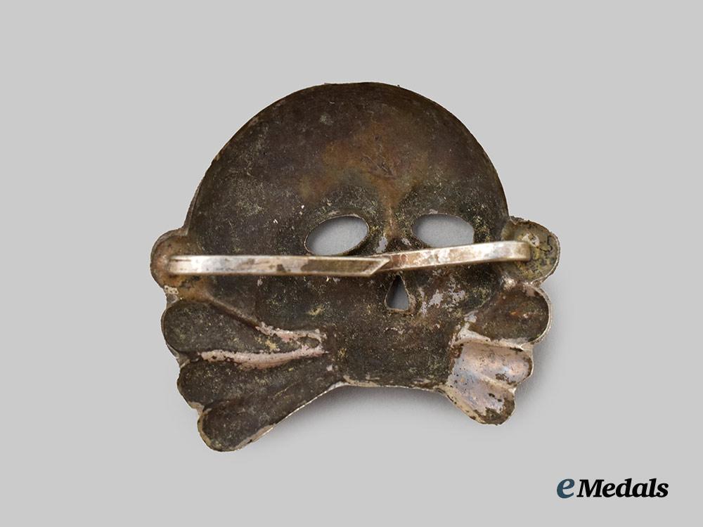 germany,_s_s._a_first_pattern_allgemeine_s_s_visor_cap_totenkopf_insignia___m_n_c9643
