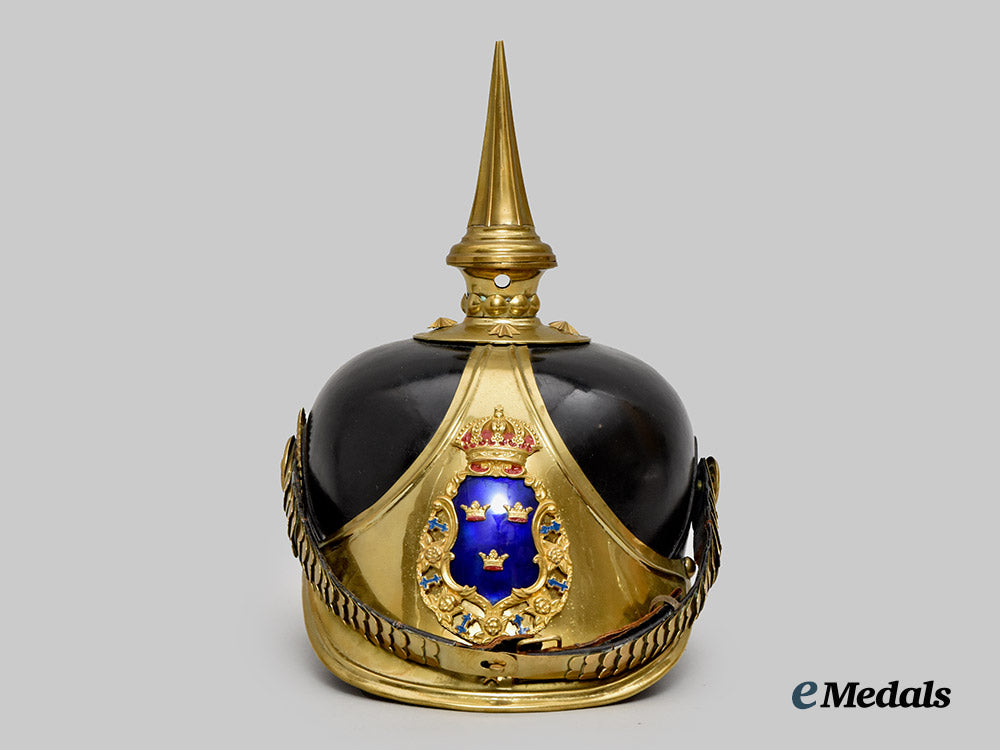 sweden,_kingdom._a_svea_life_guards_pickelhaube,_c.1914___m_n_c9664