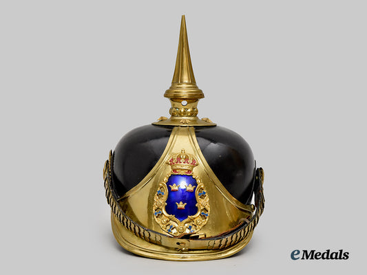 sweden,_kingdom._a_svea_life_guards_pickelhaube,_c.1914___m_n_c9664