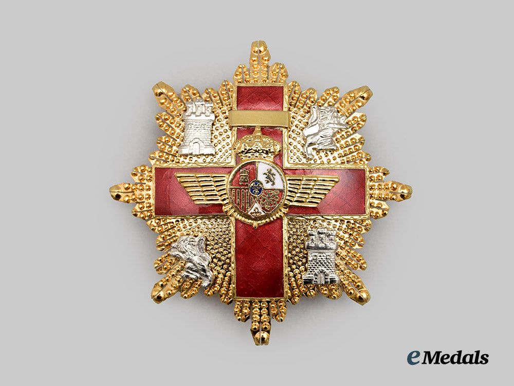 spain,_fascist_state._an_order_of_military_merit,_grand_cross_set_with_red_distinction.___m_n_c9695