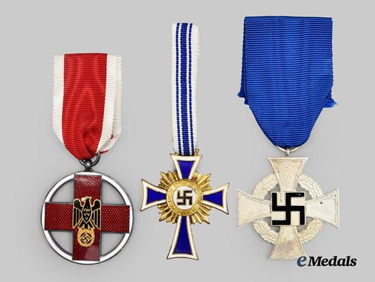 germany,_third_reich._a_mixed_lot_of_awards___m_n_c9701