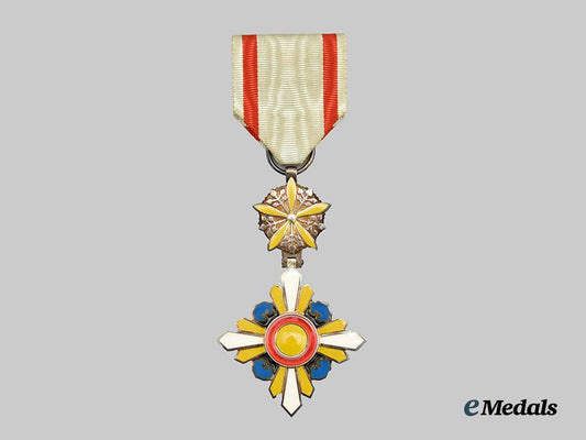 japan,_manchukuo._an_order_of_the_auspicious_clouds,_v_i_class,_c.1935___m_n_c9701