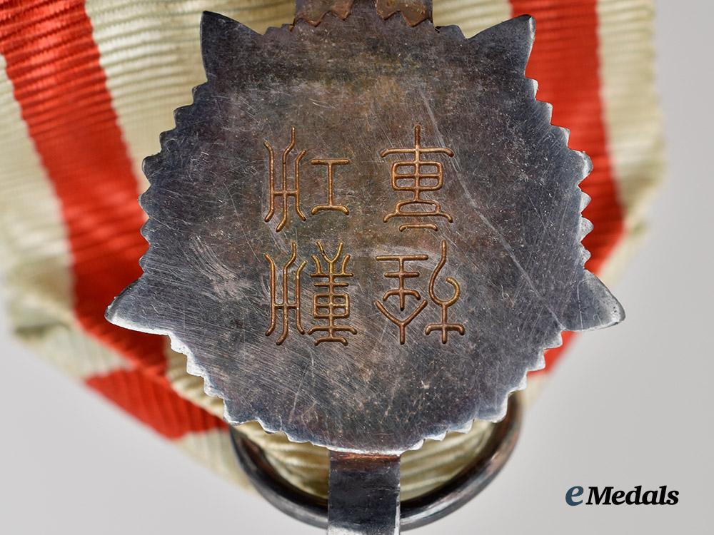 japan,_manchukuo._an_order_of_the_auspicious_clouds,_v_i_class,_c.1935___m_n_c9705