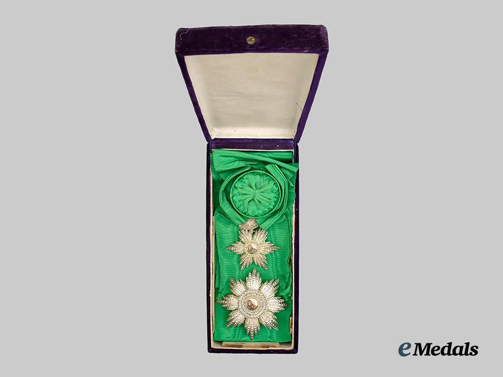 iran,_pahlavi_dynasty._a_cased_imperial_order_of_the_lion_and_sun,_grand_cross_set,_i_v_period,_western_version_for_high_ranks_or_royalty,_high_quality_french-_made___m_n_c9767