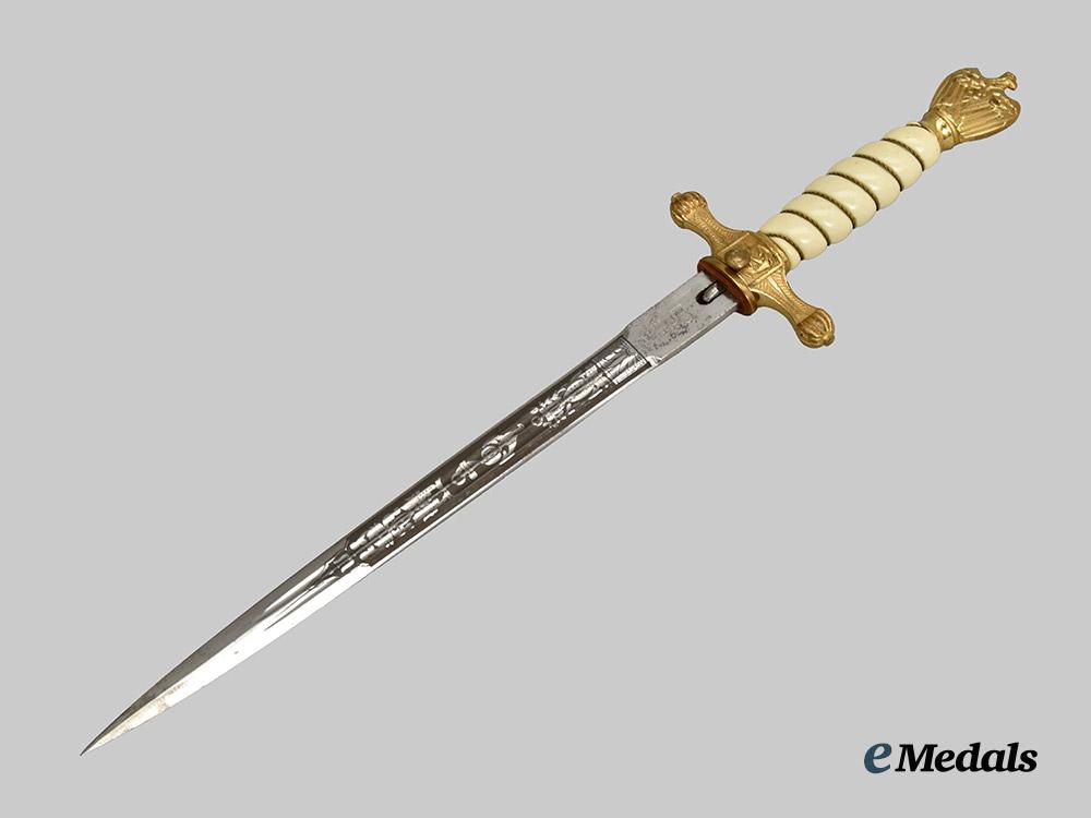 germany,_kriesmarine._an_officer’s_dress_dagger,_by_carl_eickhorn___m_n_c9789
