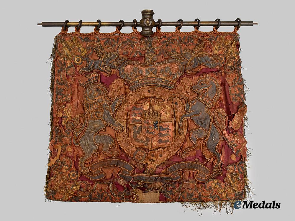 united_kingdom._a_pair_of_household_cavalry_trumpeter_banners_of_the_reign_of_george_i_v,_c.1825___m_n_c9841