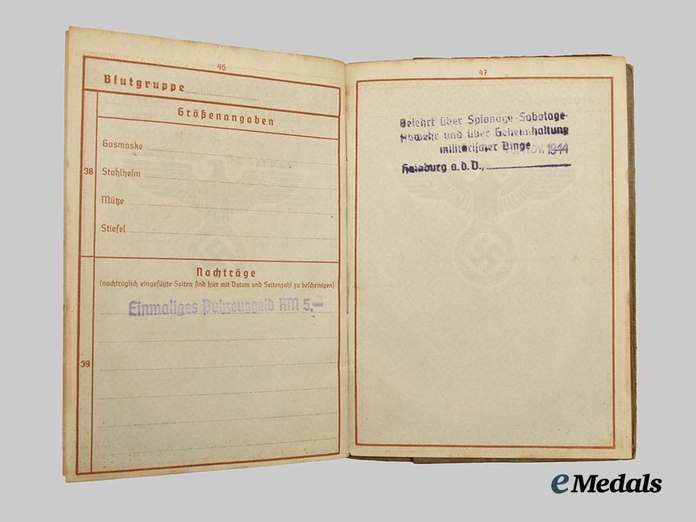 germany,_wehrmacht._a_mixed_lot_of_wehrpässe___m_n_c9854