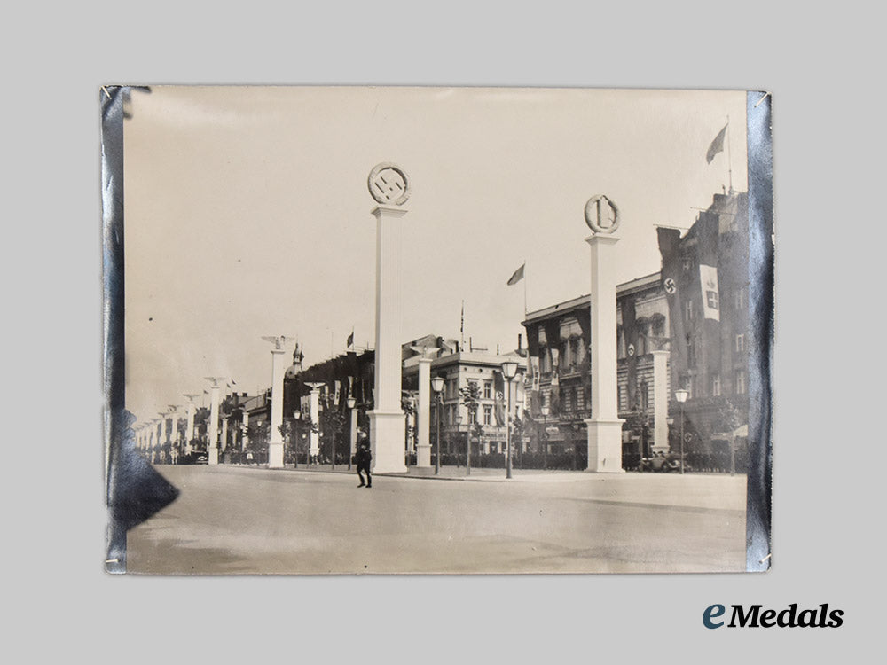 germany,_third_reich._a_german_hunting_society_hubertusfeier_breakfast_invitation_from_hermann_göring,_with_photos___m_n_c9869