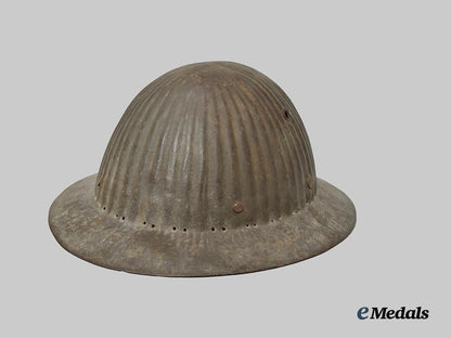 portugal._a_first_war_portuguese_model1916_helmet___m_n_c9889