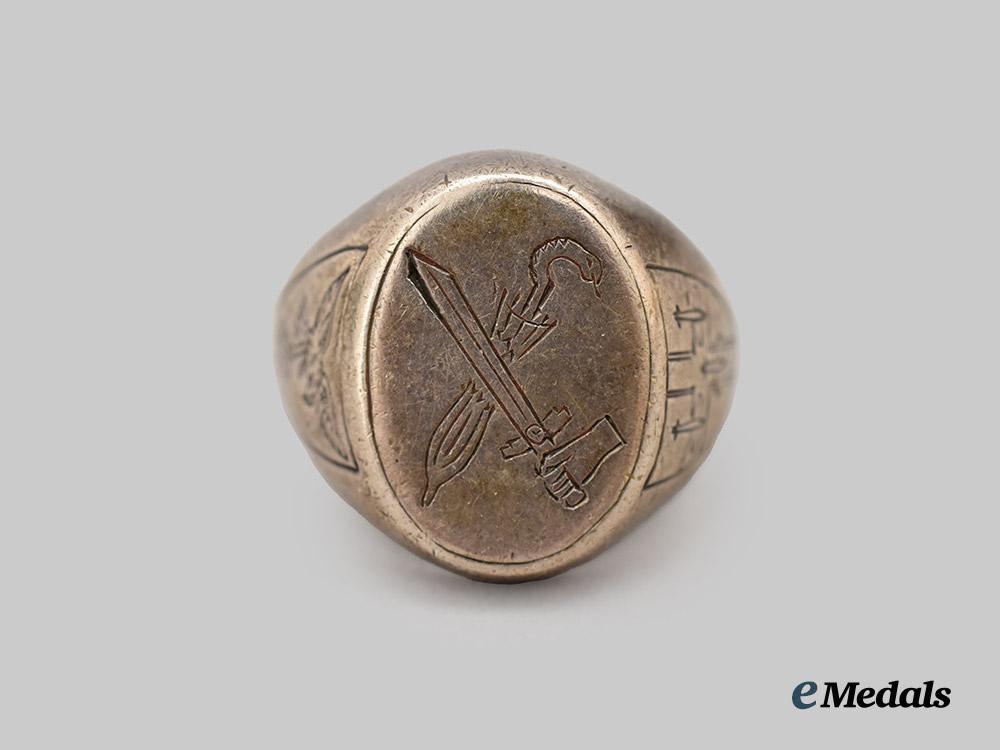 germany,_luftwaffe._a_jagdgeschwader27_commemorative_ring___m_n_c9956