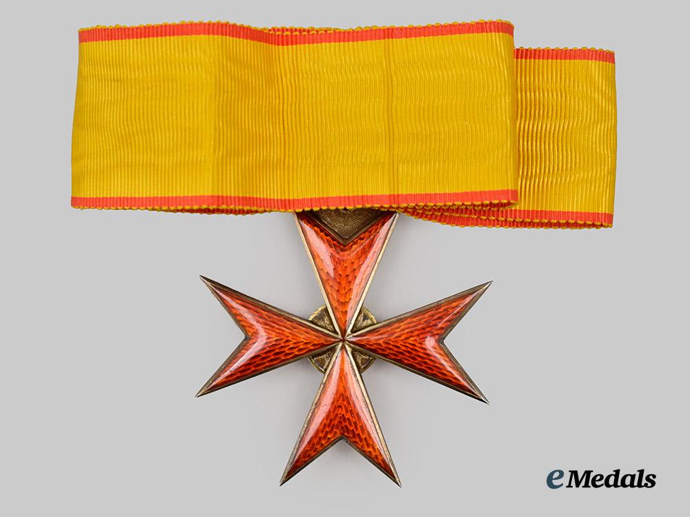 mecklenburg-_schwerin,_grand_duchy._an_order_of_the_griffin,_commander’s_cross_with_case,_by_heinrich_rose___m_n_c9974