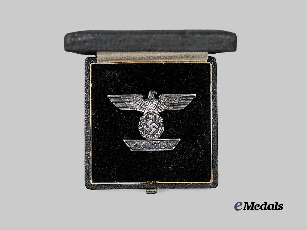 germany,_wehrmacht._a1939_clasp_to_the_iron_cross_i_class,_with_case,_by_eugen_schmidhäussler_e_medals__g61757_3