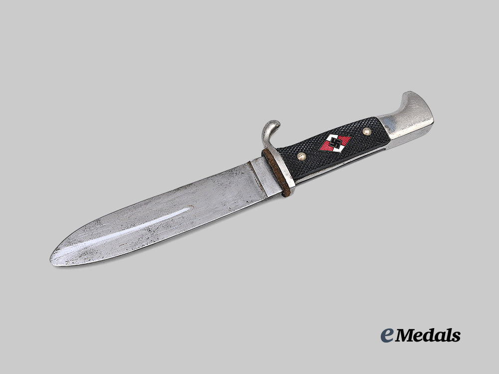 germany,_h_j._a_member’s_knife,_by_josef_hack,_c.1939_e_medals__g62898_4