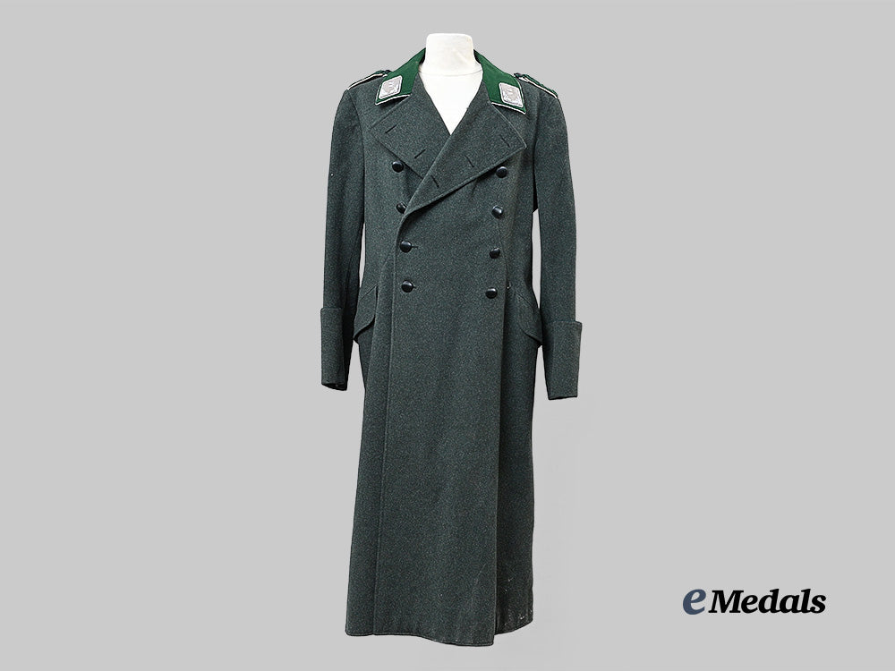 germany,_third_reich._a_state_forestry_service_greatcoat_for_officer_ranks_e_medals__g62653_2