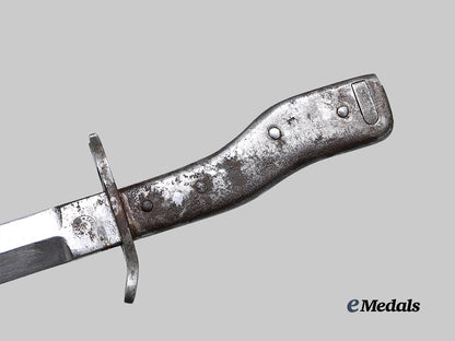 germany,_imperial._a_crank_handle_combination_bayonet_and_fighting_knife,_by_deutsche_maschinenfabrik_a_g_e_medals__g62705_7